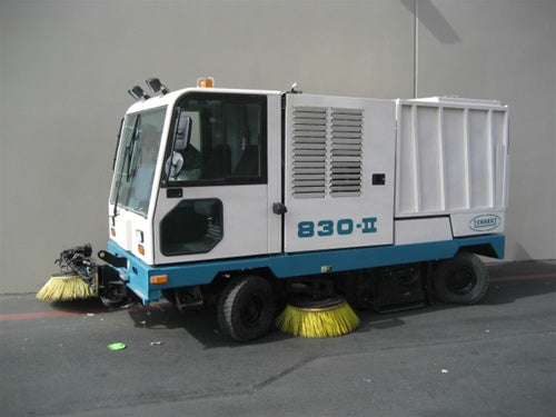 Tennant 830-II Street Sweeper