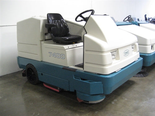 Tennant Rider 45" Floor Scrubber Rental