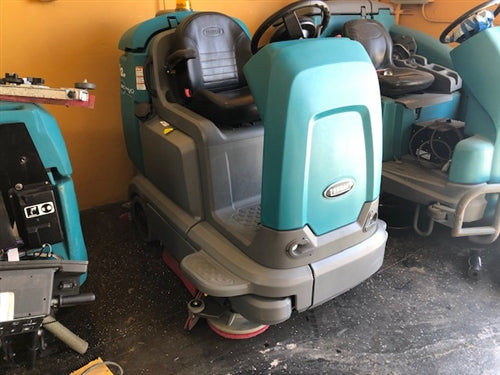 Tennant T12 floor scrubber