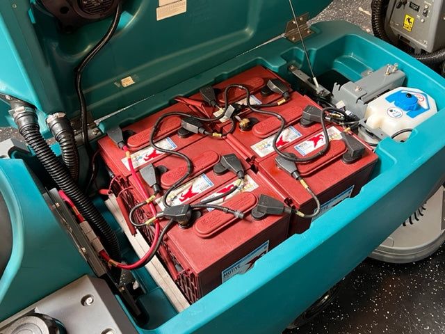 Tennant T600 Walk Behind Floor Scrubber