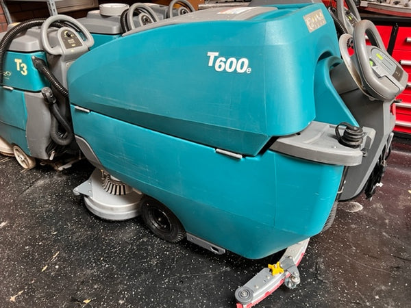 Tennant T600 Walk Behind Floor Scrubber