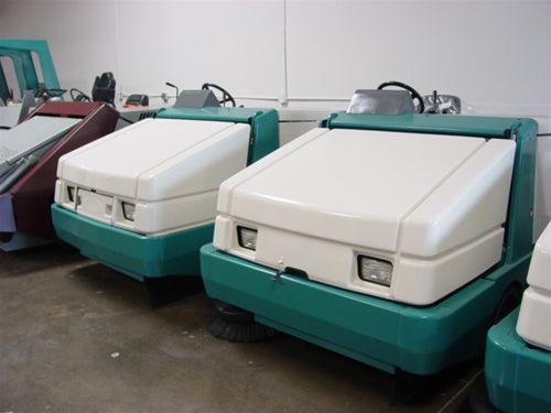 Reconditioned Tennant 355 rider sweeper