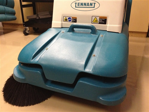 Reconditioned Tennant 3640 walk behind vacuum sweeper