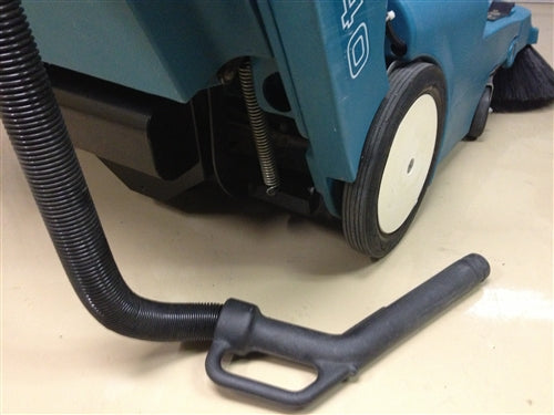 Reconditioned Tennant 3640 walk behind vacuum sweeper