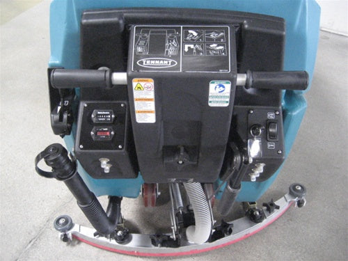 Reconditioned Tennant 5680 floor scrubber