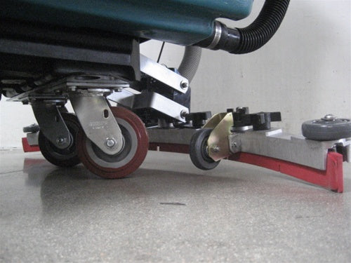 Reconditioned Tennant 5680 floor scrubber