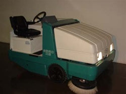 Reconditioned Tennant 6650 sweeper