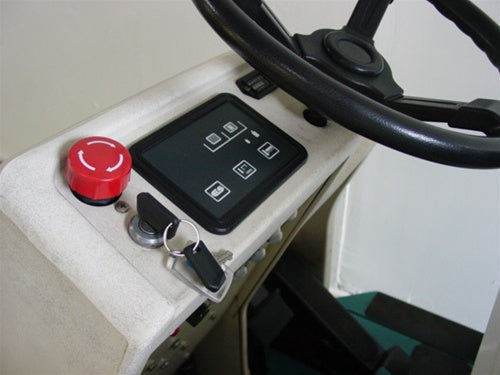 Reconditioned Tennant 7200 rider floor scrubber