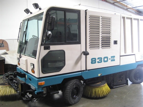 Tennant 830-II Street Sweeper