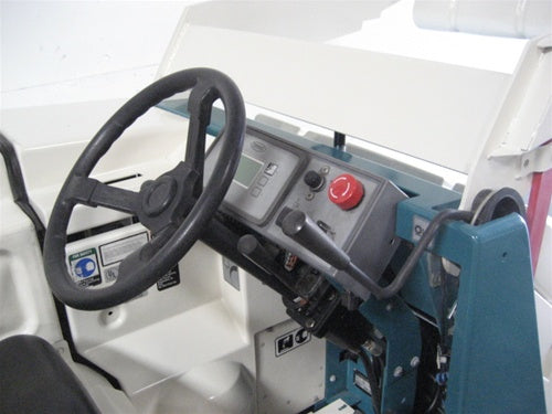 Reconditioned Tennant 8300 sweeper scrubber